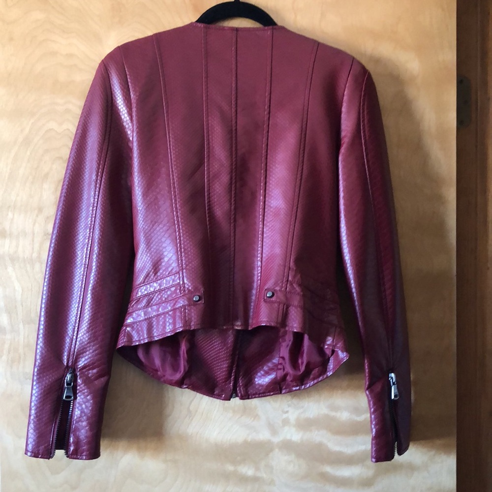 Needs repair - GUESS Brick Red Faux Leather Moto Jacket - Small - Picture 11 of 15